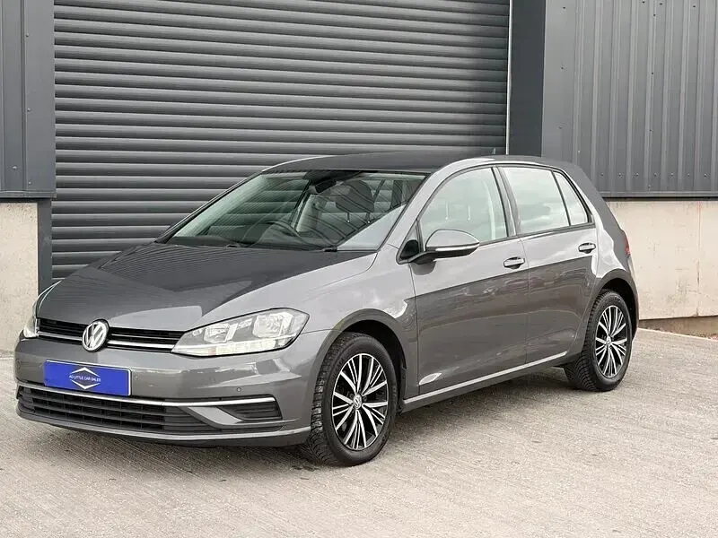 Used VW Golf VII SE 115 HP (84 kW) 2018 Grey Hatchback
