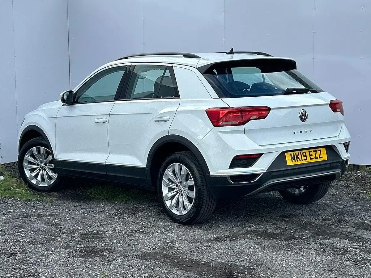 Used VW T-Roc SE 150 HP (110 kW) 2019 White SUV
