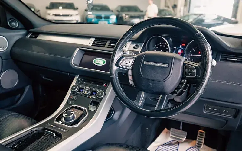 Used Land Rover Range Rover evoque HSE Dynamic 179 HP (131 kW) 2018 Hatchback
