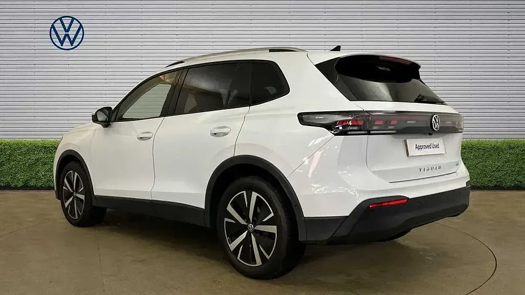Used VW Tiguan Match 150 HP (110 kW) 2025 Pure white SUV