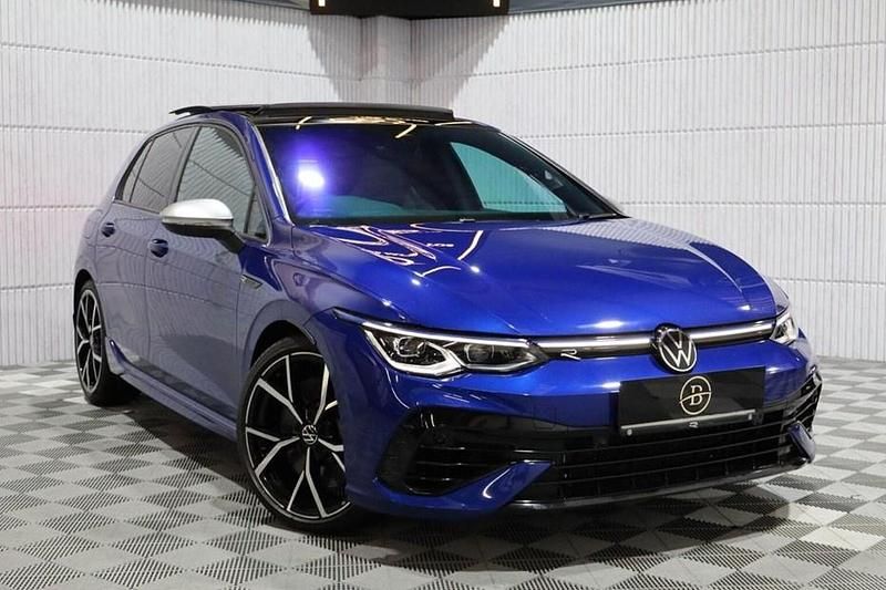 Used 2022 VW Golf VIII R | £33,500 (Expensive) - Image 1/1
