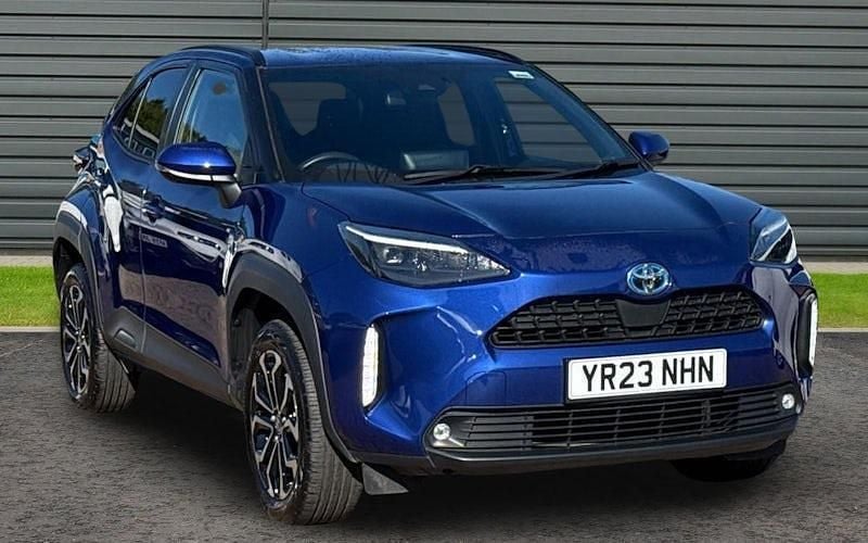 Used Toyota Yaris Hybrid Design 116 HP (85 kW) 2026 Estate