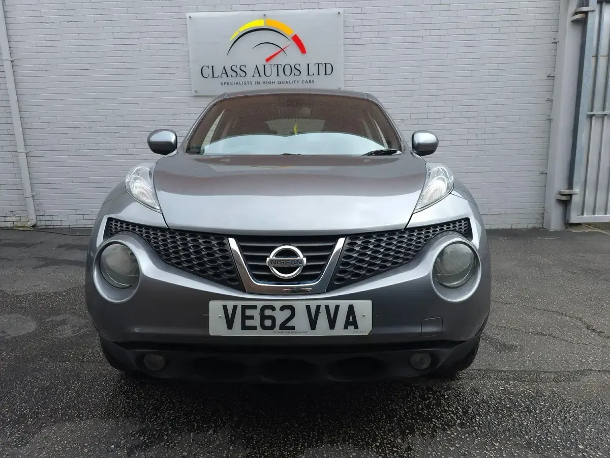 Used Nissan Juke Tekna 110 HP (80 kW) 2013 Grey SUV