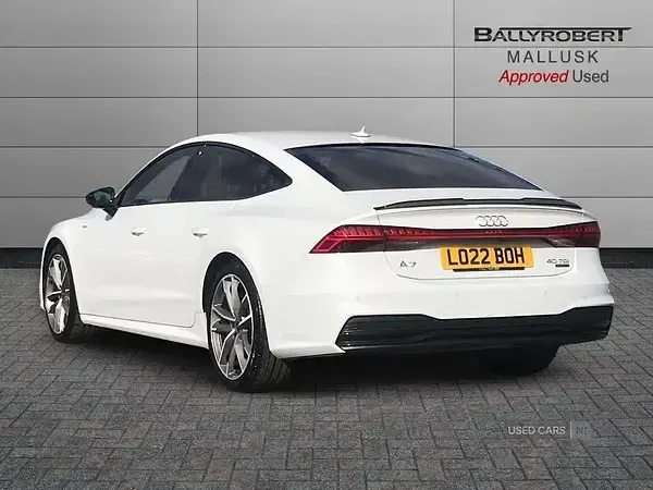 Usado Audi A7 Black Edition 245 HP (180 kW) 2022 Branco Sedan