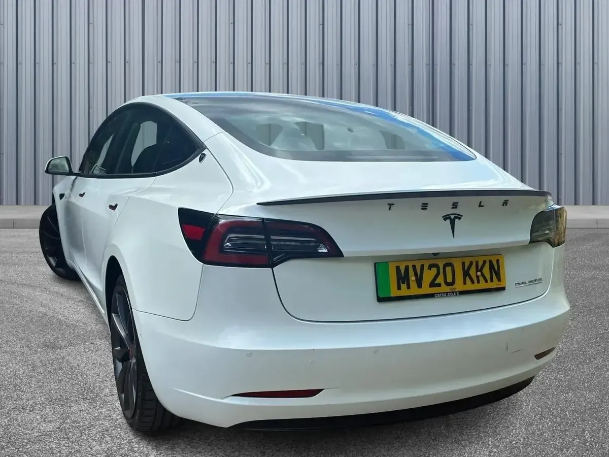 Used Tesla Model 3 Performance 461 kW (627 HP) 2020 White Sedan