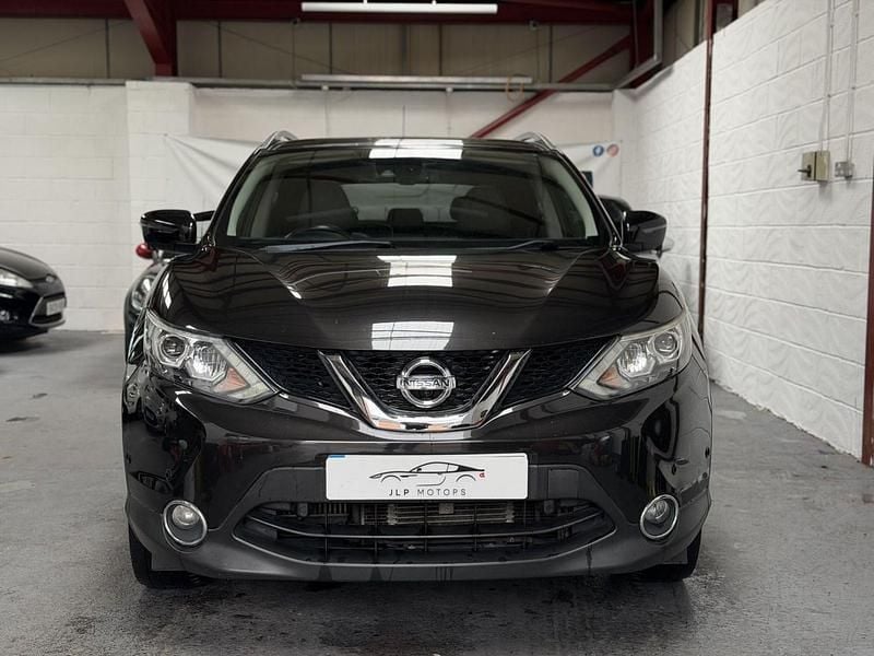 Used Nissan Qashqai Tekna 115 HP (84 kW) 2017 Black SUV