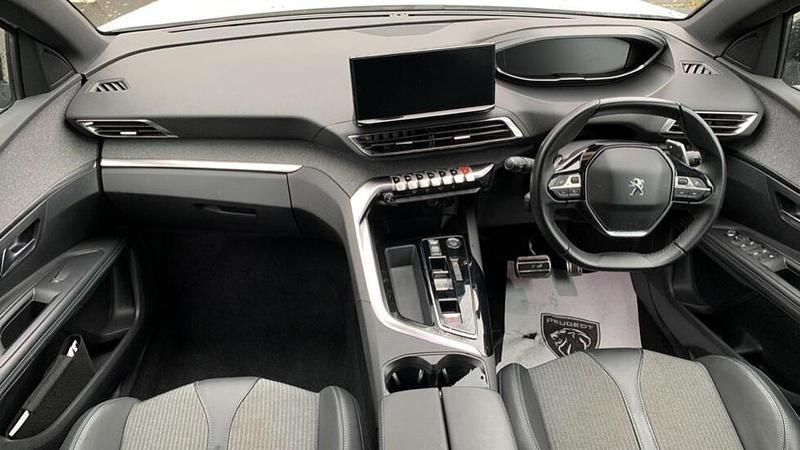 Used Peugeot 3008 Allure+ 134 HP (98 kW) 2023 White SUV