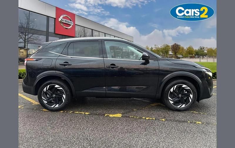 New Nissan Qashqai N-Connecta 138 HP (101 kW) 2025 Black SUV