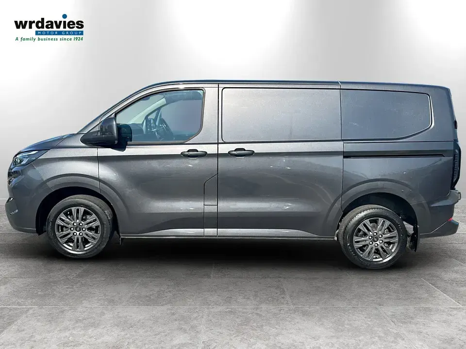 Used Ford Transit Custom Limited 170 HP (125 kW) 2024 Grey Van