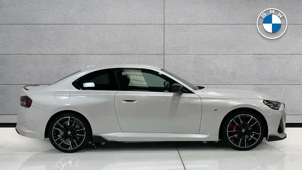 Used BMW M240i M Sport 369 HP (271 kW) 2025 White Coupe