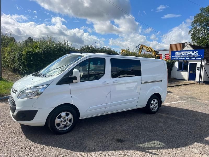 White Used 2016 Ford Transit Custom Limited | £6,750 - Image 1/4