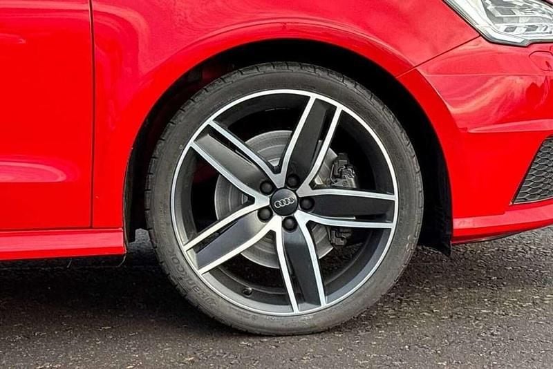 Used Audi S1 Competition 231 HP (169 kW) 2017 Red Hatchback