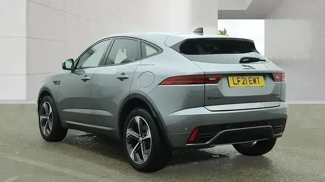 Usado Jaguar E-Pace R-Dynamic 309 HP (227 kW) 2021 Cinzento SUV