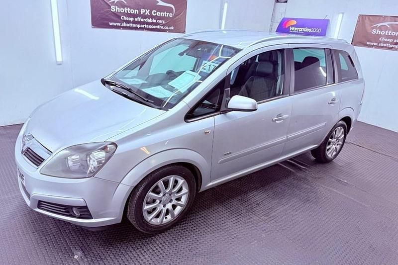 Silver Used 2007 Vauxhall Zafira Design Edition MPV | £1,799 (Good price) - Image 1/1