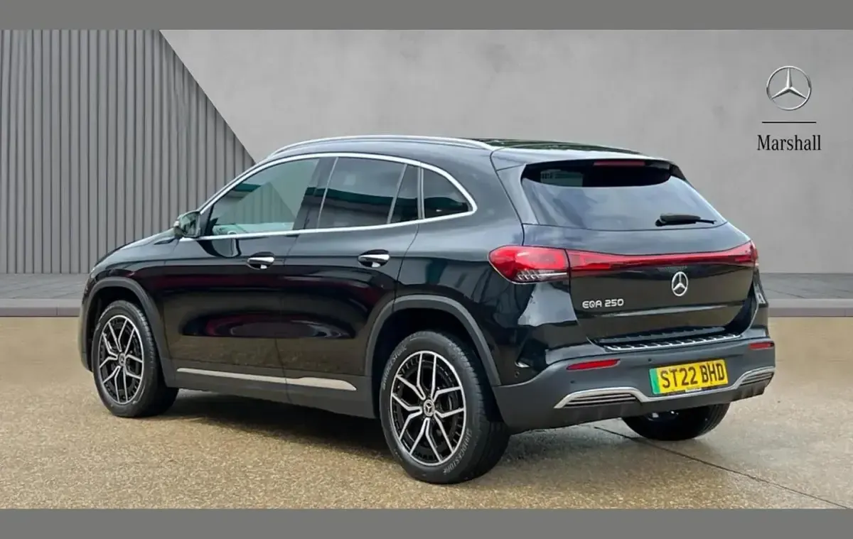 Used Mercedes EQA250 AMG Line Premium 139 kW (190 HP) 2022 Black SUV