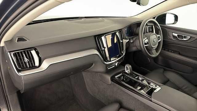 Used Volvo V60 Plus 350 HP (257 kW) 2025 Denim blue Estate