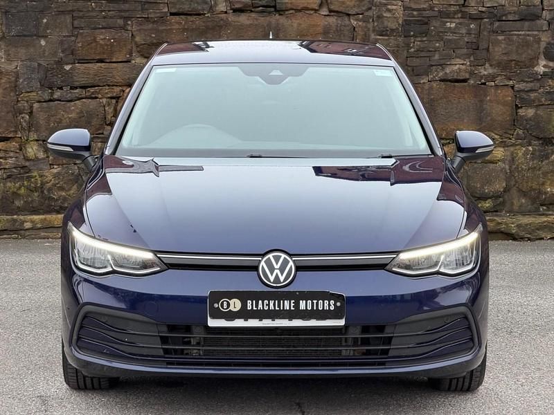 Used VW Golf VII Life 130 HP (95 kW) 2021 Blue Hatchback