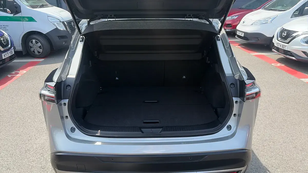 Used Nissan Qashqai N-Connecta 205 HP (150 kW) 2025 Silver SUV
