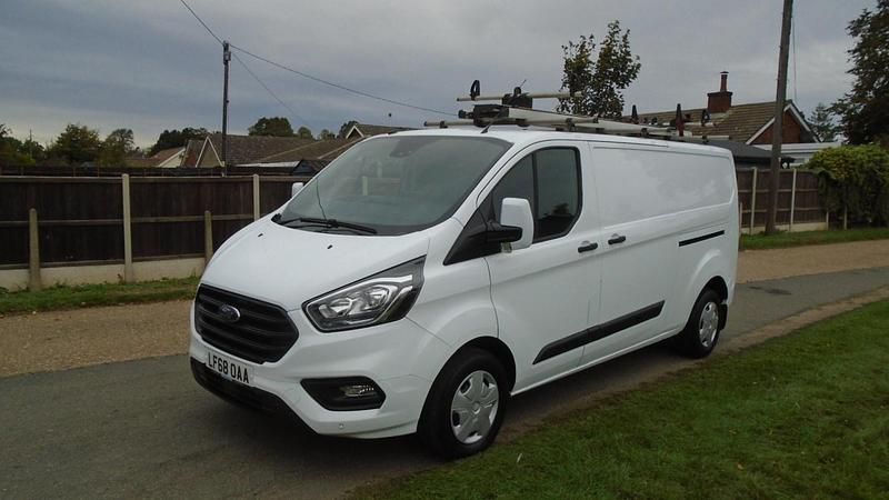 Used Ford Transit Custom Trend 130 HP (95 kW) 2017 White Van