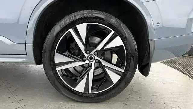 Used Volvo XC90 Plus 235 HP (172 kW) 2023 Thunder grey SUV