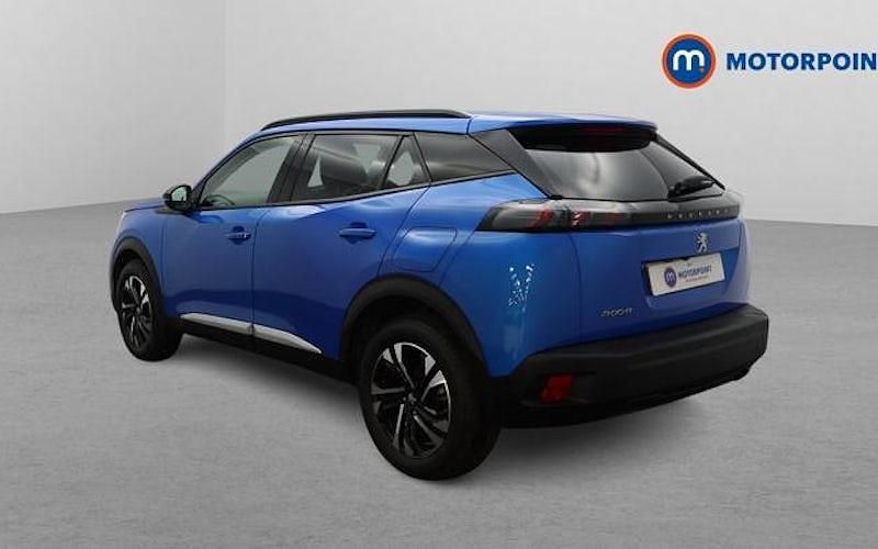Second-hand Peugeot 2008 Allure Premium 101 CP (74 kW) 2022 Albastru SUV