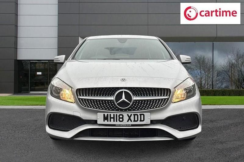 Used Mercedes A180 AMG line 109 HP (80 kW) 2018 Silver Hatchback