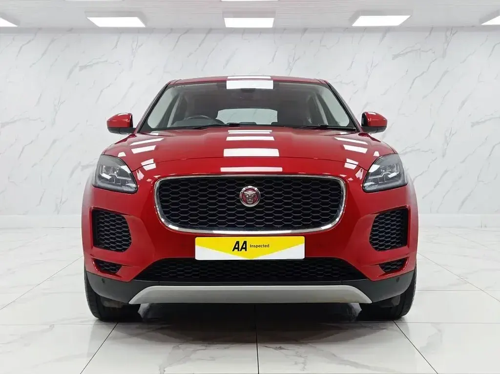 Usado Jaguar E-Pace S 150 HP (110 kW) 2019 Vermelho SUV