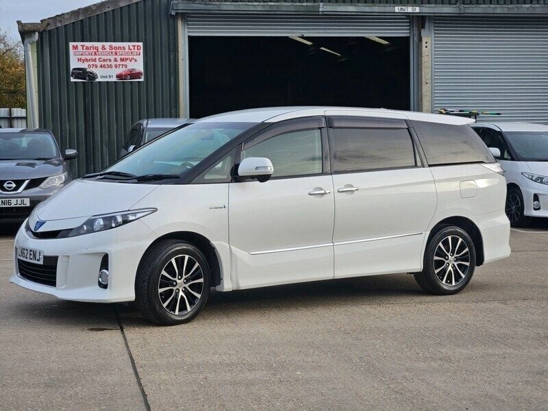 Used Toyota Estima Hybrid 2012 White MPV