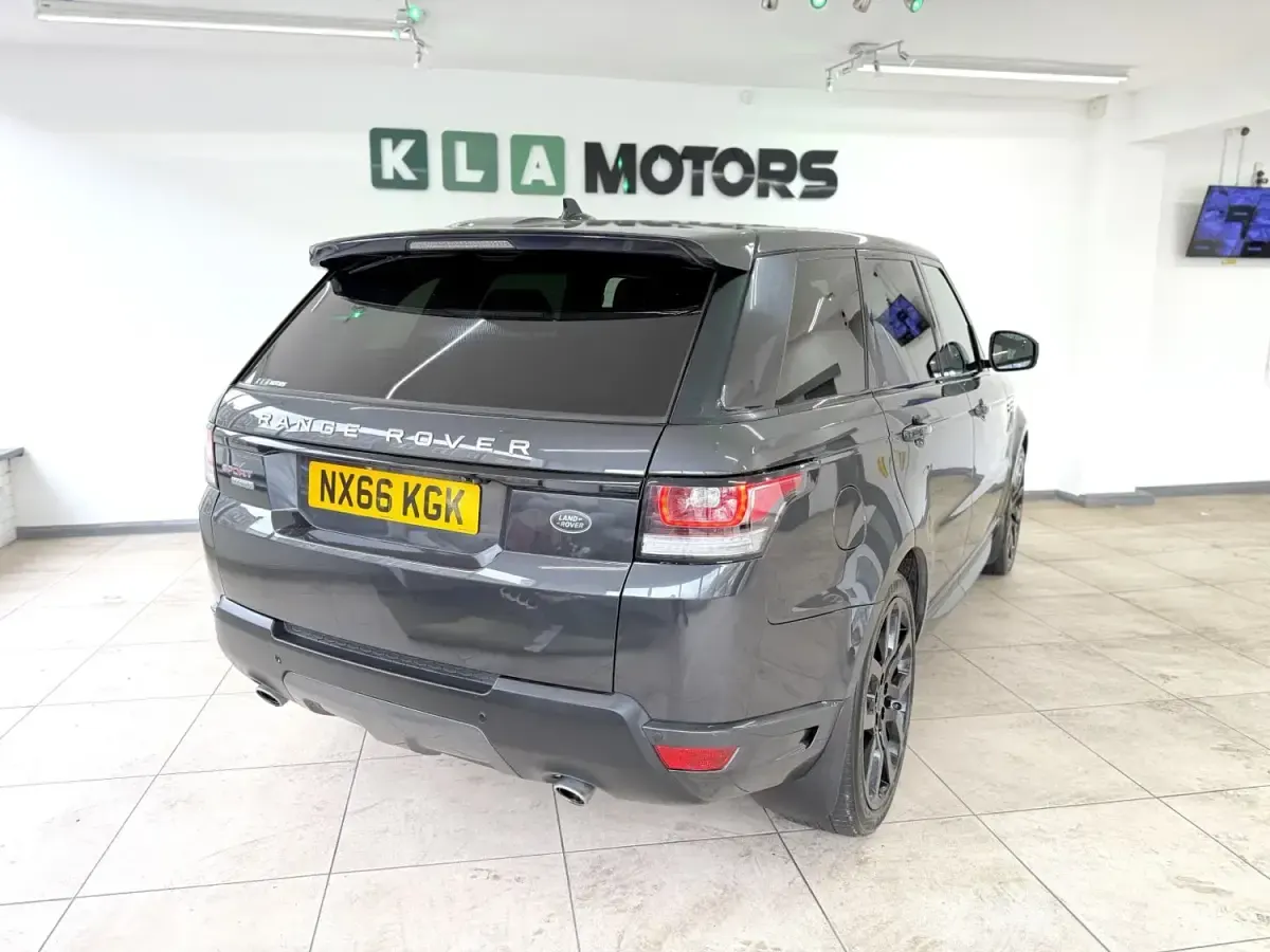 Usado Land Rover Range Rover Autobiography Dynamic 306 CV (225 kW) 2016 Gris SUV