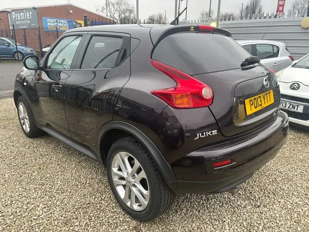Usado Nissan Juke S 117 HP (86 kW) 2013 Preto SUV