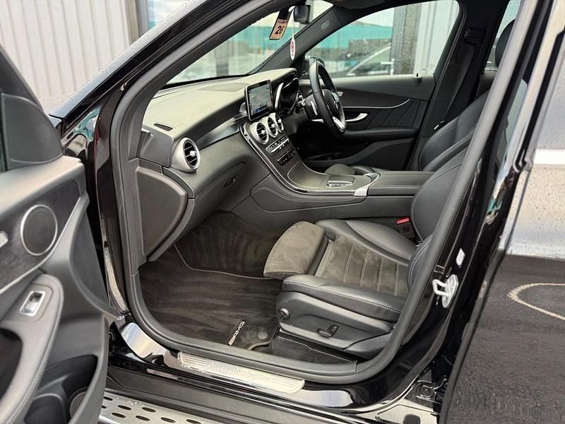 Used Mercedes GLC220 AMG line 2021 Black SUV