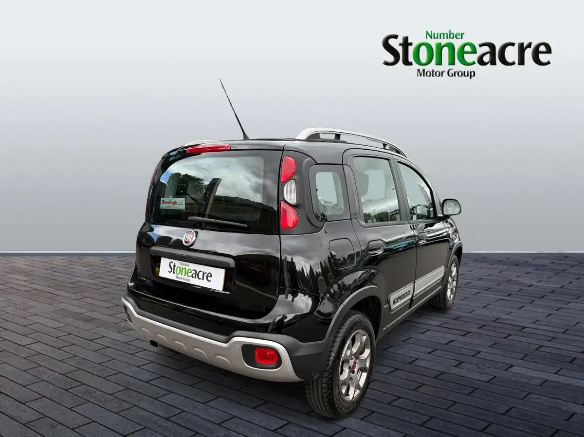 Used Fiat Panda Cross Cross 90 HP (66 kW) 2019 Black Hatchback
