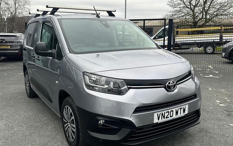 Used Toyota Proace City City 102 HP (75 kW) 2021 MPV