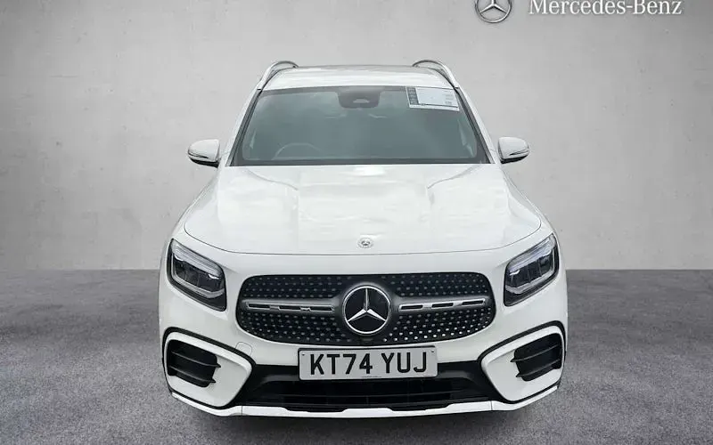 Used Mercedes GLB200 AMG line 163 HP (119 kW) 2025 SUV