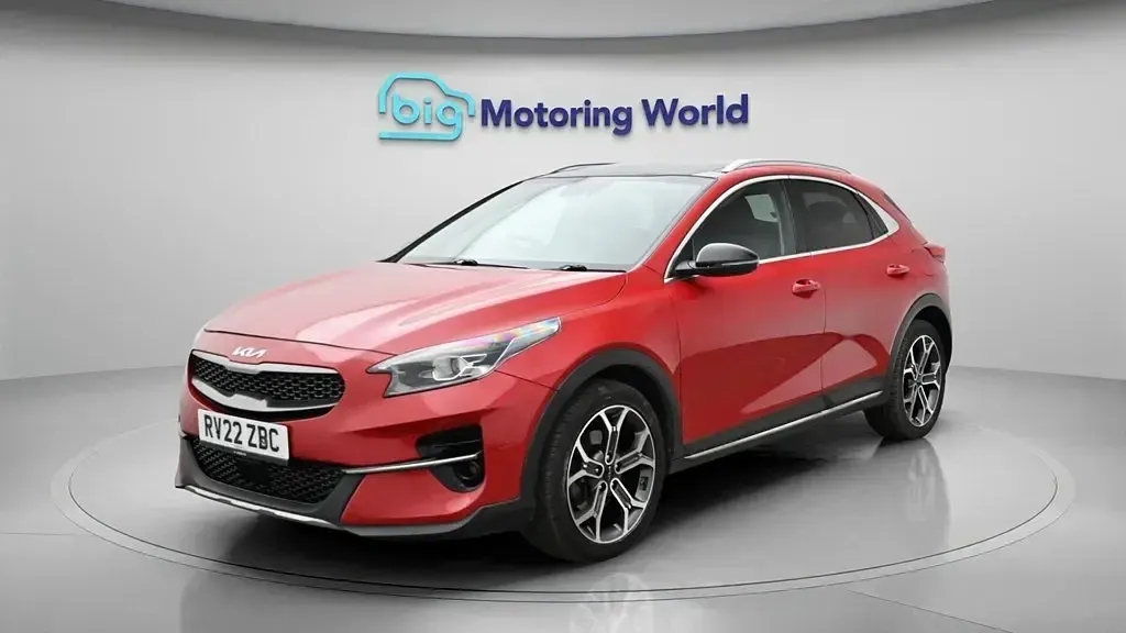 Usado Kia XCeed 158 HP (116 kW) 2022 Vermelho SUV