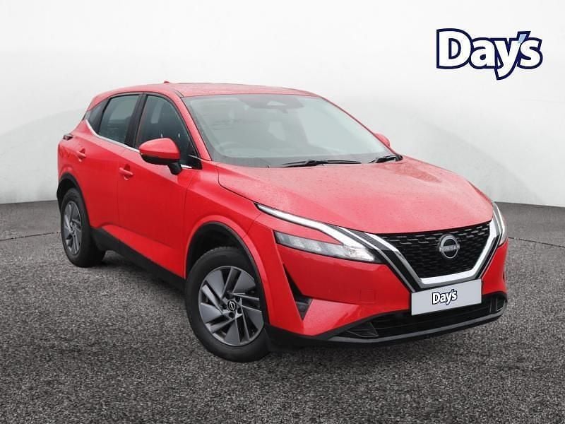 Red Used 2022 Nissan Qashqai Acenta Premium SUV | £16,799 (Good price) - Image 1/4