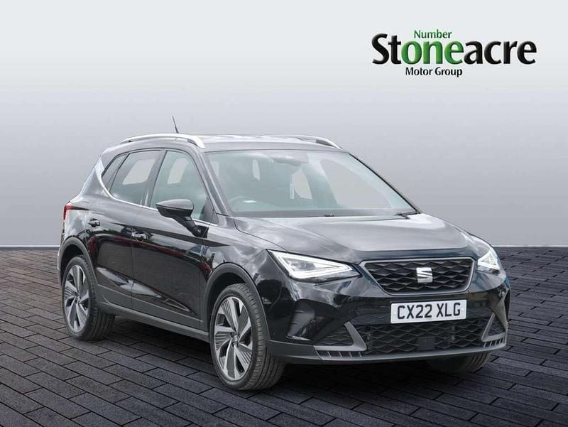 Black Used 2022 Seat Arona FR Sport SUV | £15,495 (Fair price) - Image 1/4
