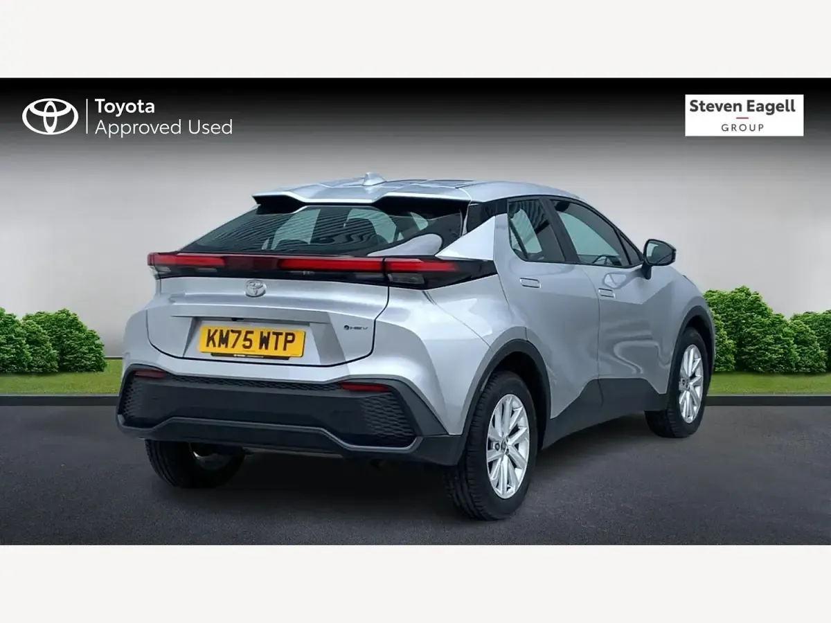 Used Toyota C-HR 2025 Silver SUV