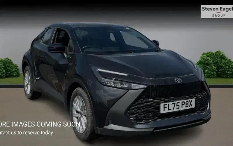 Used Toyota C-HR 140 HP (102 kW) 2026 SUV