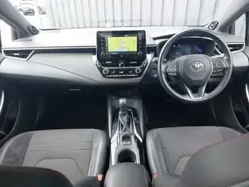 Used Toyota Corolla 184 HP (135 kW) 2020 Red/black Hatchback