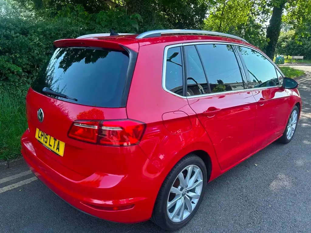 Used VW Golf Sportsvan GT 2015 Red MPV
