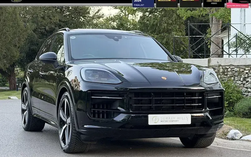 Begagnad Porsche Cayenne 470 HK (345 kW) 2025 SUV
