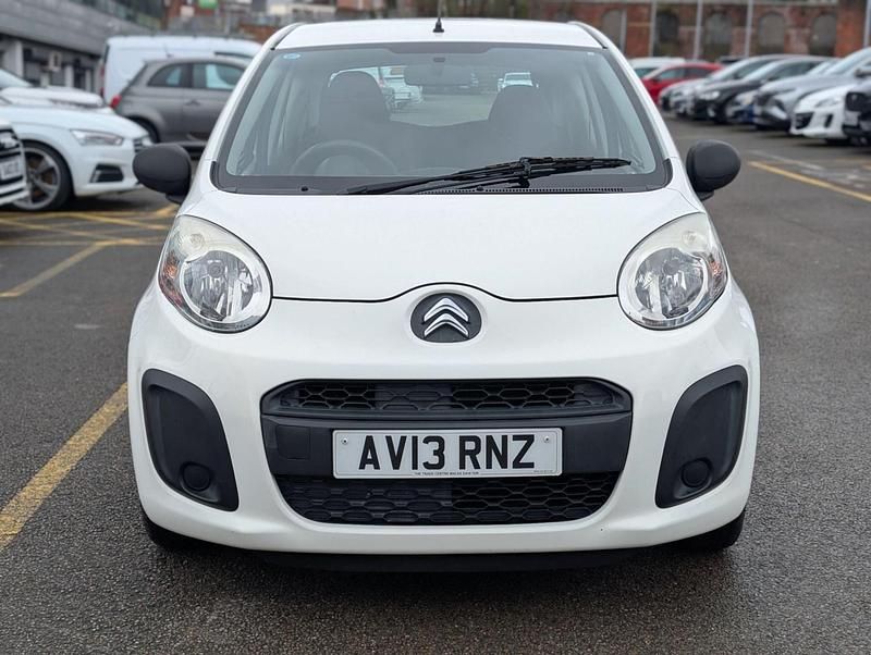 Used Citroën C1 68 HP (50 kW) 2013 White Hatchback