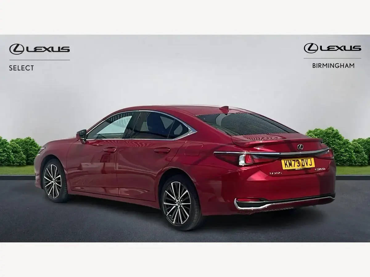 Used Lexus ES300H 2023 Red Sedan