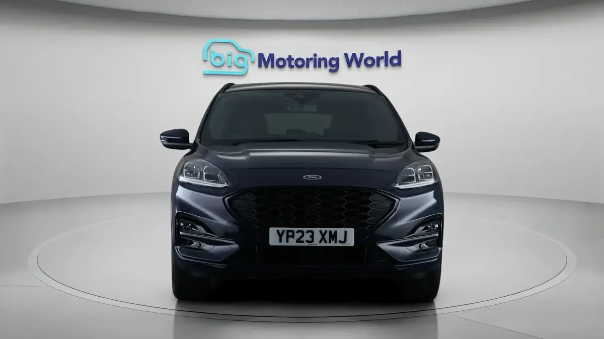 Used Ford Kuga ST-Line 225 HP (165 kW) 2023 Blue SUV