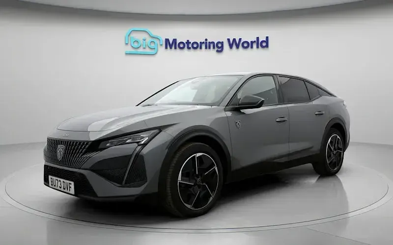 Gebraucht Peugeot 408 GT 131 PS (96 kW) 2024 Grau SUV