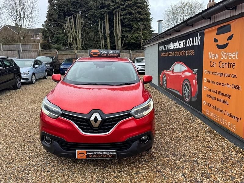 Used Renault Kadjar Dynamique 110 HP (80 kW) 2016 Red SUV