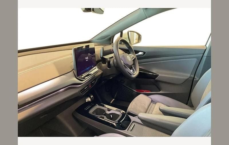 Used VW ID.5 Pro 210 kW (286 HP) 2025 Glacier white with black roof SUV