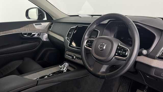 Usado Volvo XC90 Ultimate 247 HP (181 kW) 2023 SUV