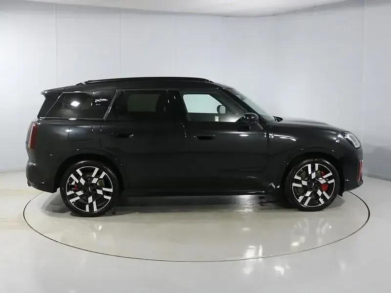 Used Mini John Cooper Works Countryman 296 HP (217 kW) 2025 Black SUV
